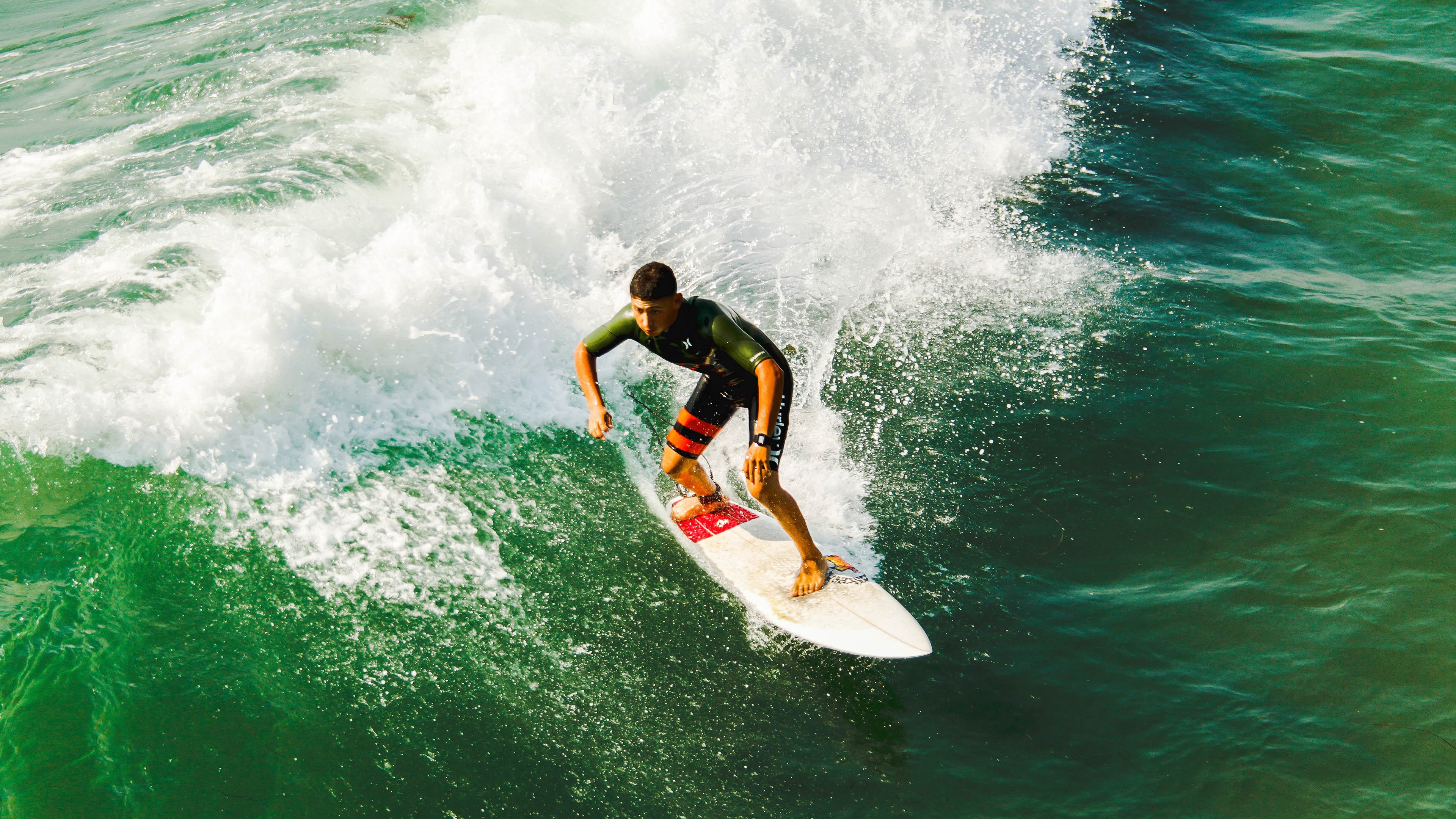 香肠派对“疯狂大乱斗”，好友组队共同作战，王者荣耀香肠派对疯狂
